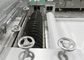 Μηχανή φραγμών δημητριακών ελέγχου PLC, εύθραυστος φραγμός καραμελών σουσαμιού σουσαμιού που κατασκευάζει τη μηχανή προμηθευτής
